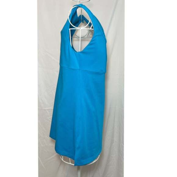 Athleta Tank Top with Built-in Bra - Size 36C - Blue - Picture 4 of 9
